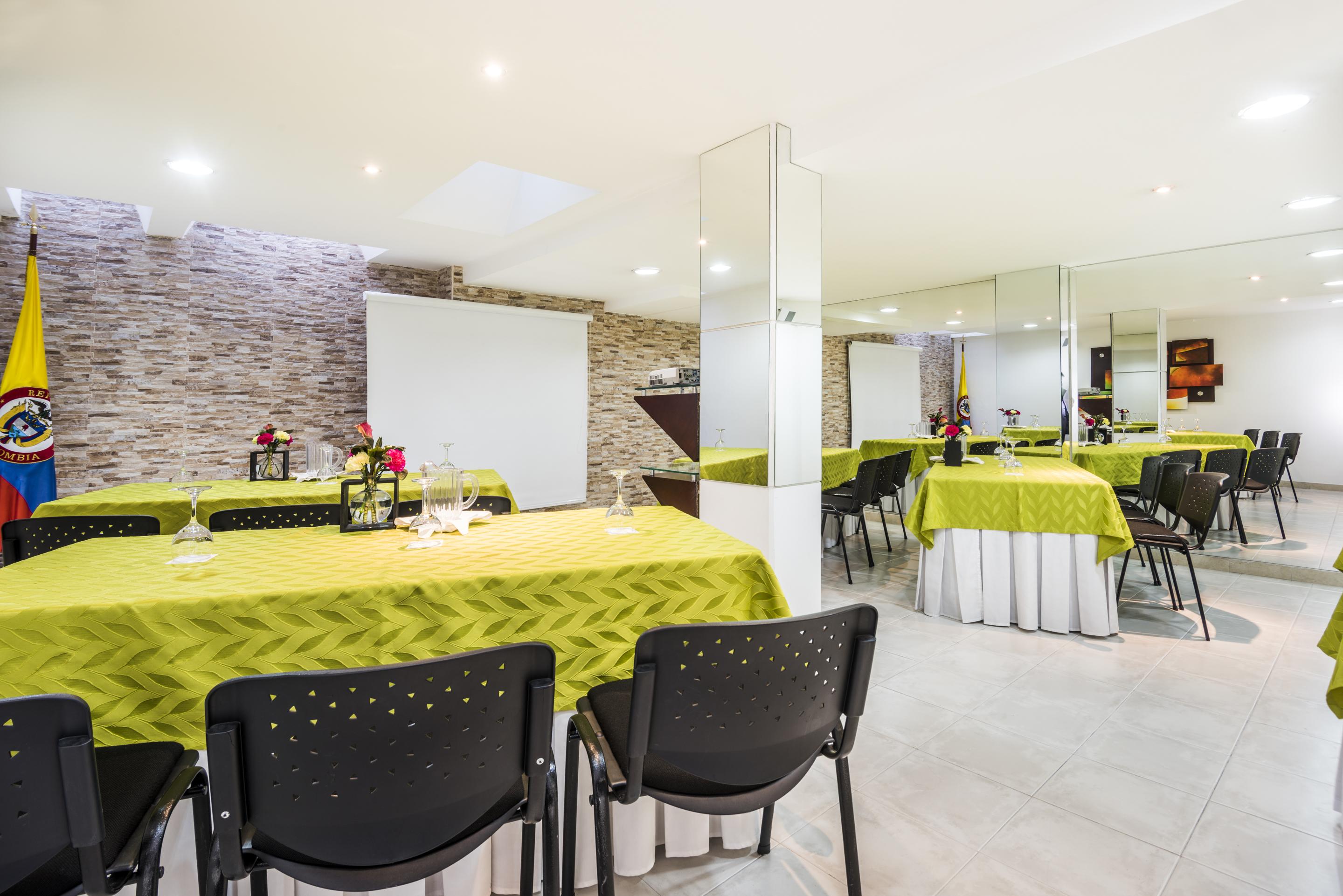 Hotel Platinum Suite Bogota Ngoại thất bức ảnh