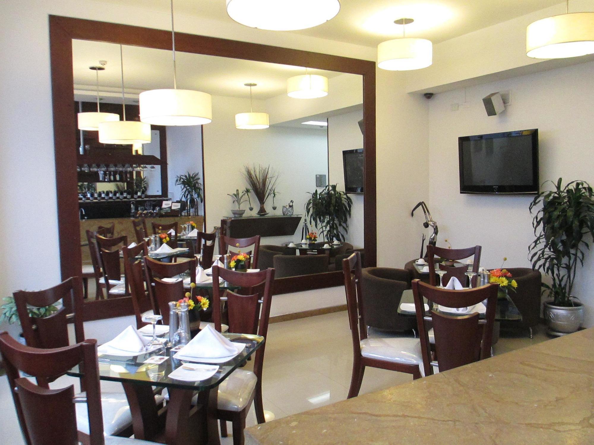 Hotel Platinum Suite Bogota Ngoại thất bức ảnh